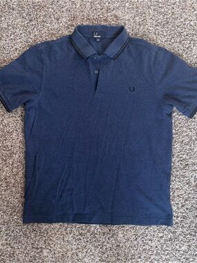 Fred Perry Navy Short-Sleeve Polo with Subtle Laurel Logo